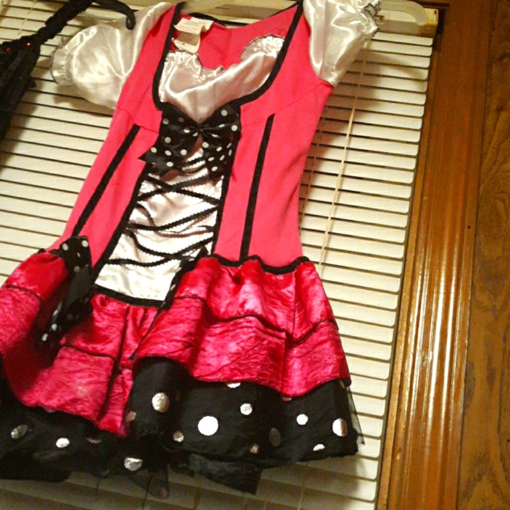 Polka dot costume. KIDS